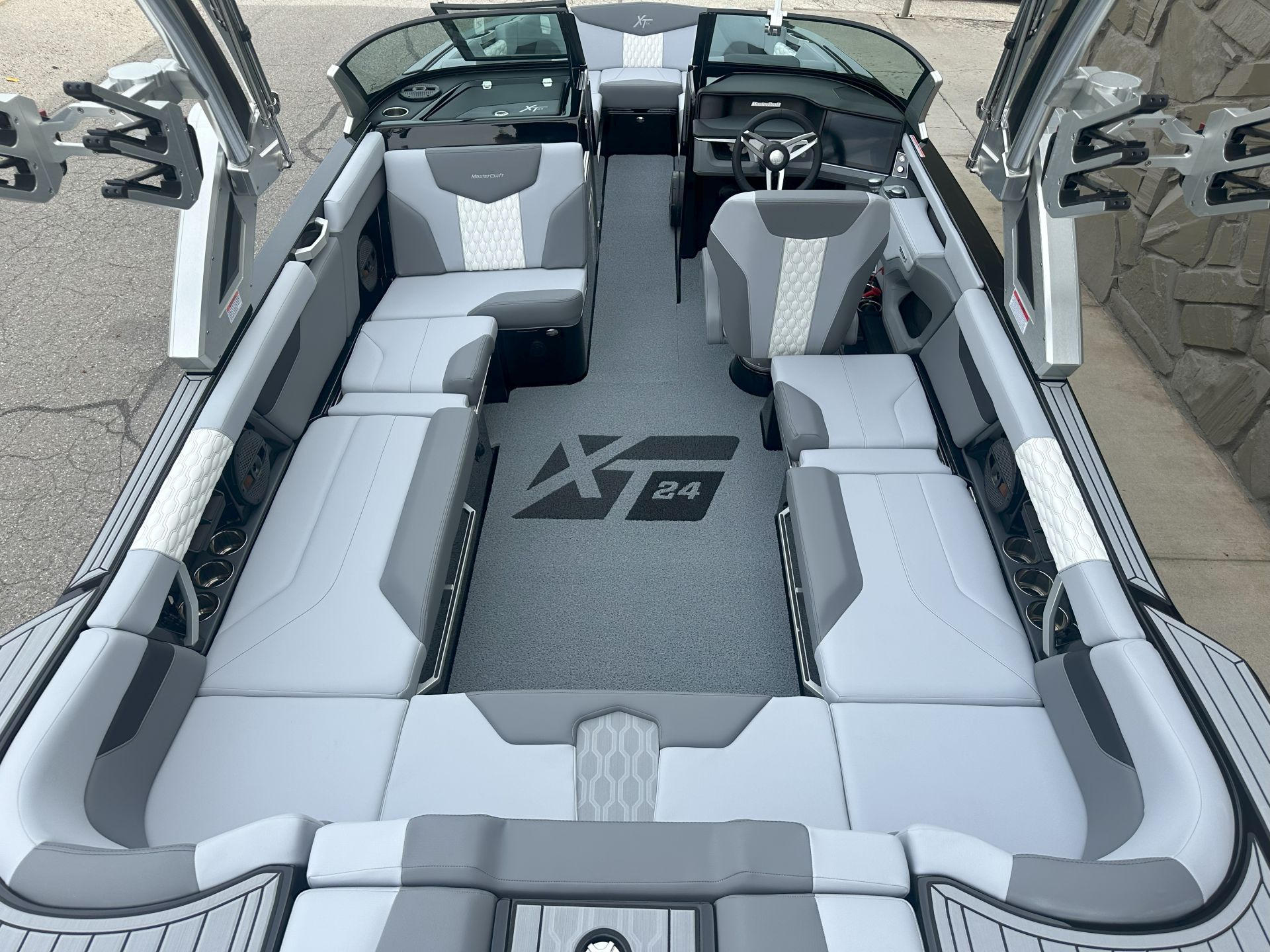 2025 MasterCraft XT24 Icon